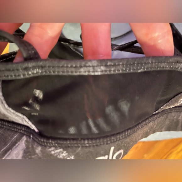 Black & Grey size M Alo top mesh detail, fully lined. - Picture 4 of 6